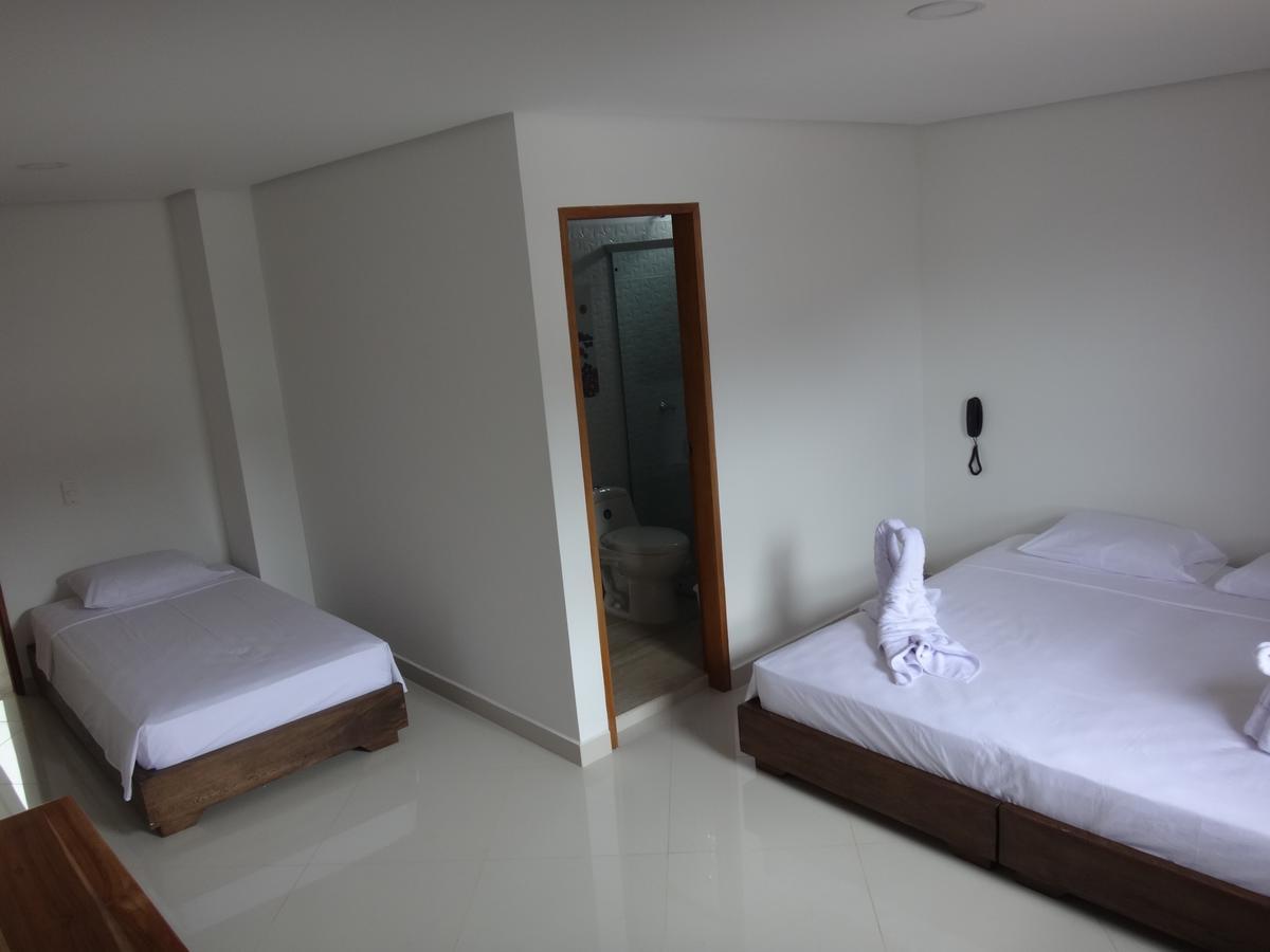 Hotel Bahia Guatape Luaran gambar